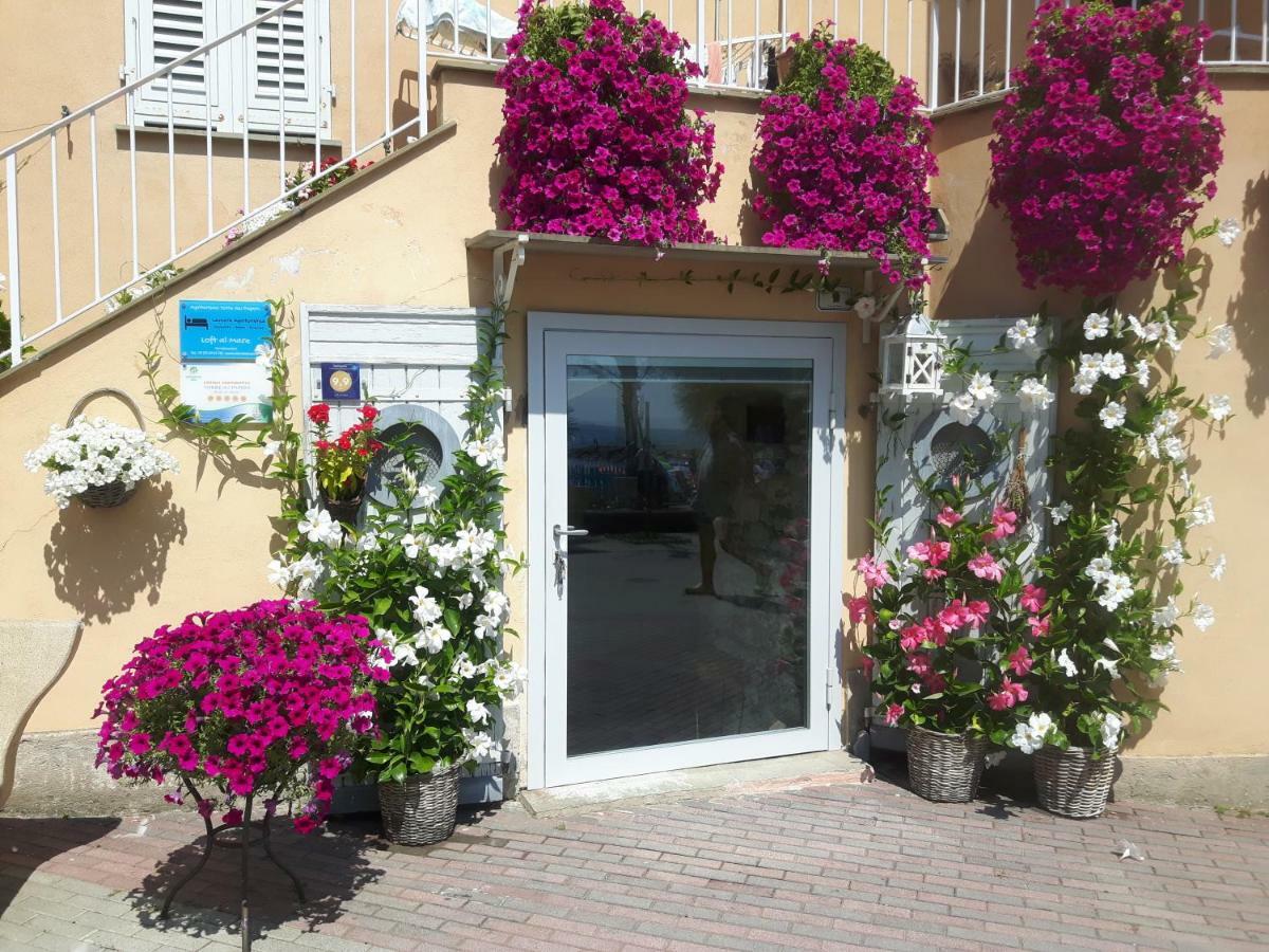 Villa Loft Al Mare San Lorenzo al Mare Exterior foto